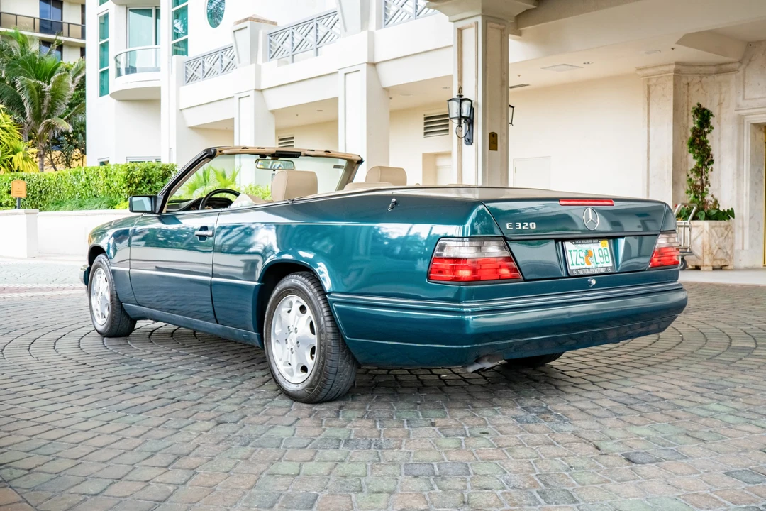 1995 Mercedes-Benz W124 E-Class - Image 6 of 31