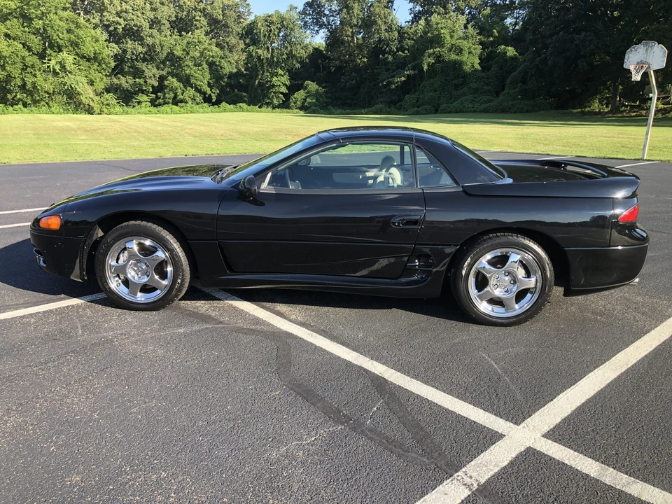 1995 Mitsubishi 3000GT Series 2 - Image 13 of 31