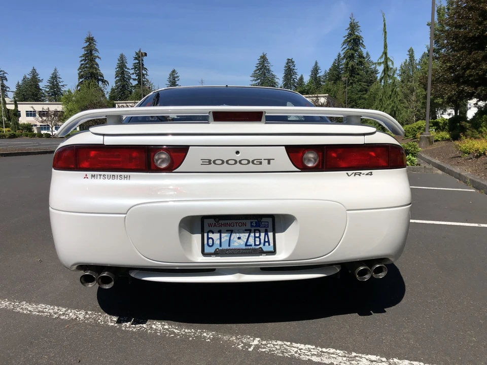 1995 Mitsubishi 3000GT Series 2 - Image 17 of 31