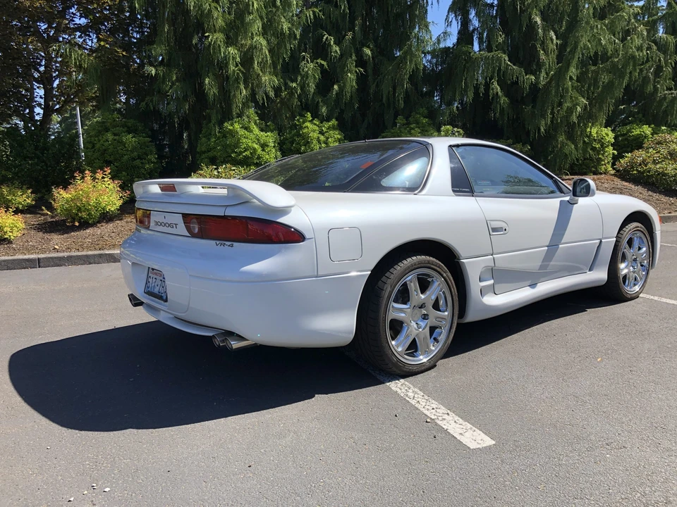 1995 Mitsubishi 3000GT Series 2 - Image 19 of 31