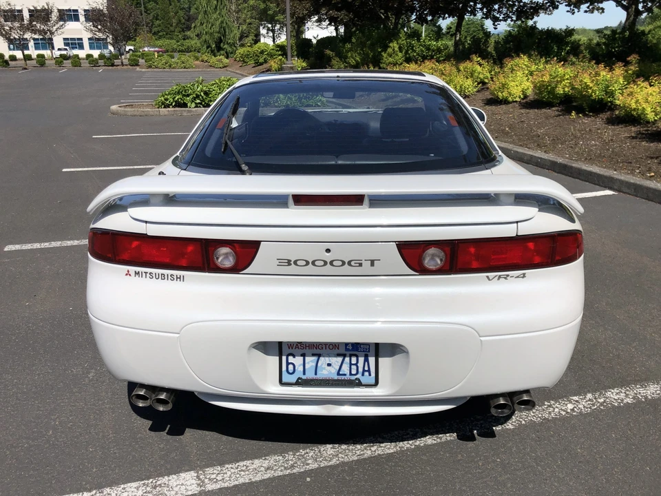 1995 Mitsubishi 3000GT Series 2 - Image 15 of 31