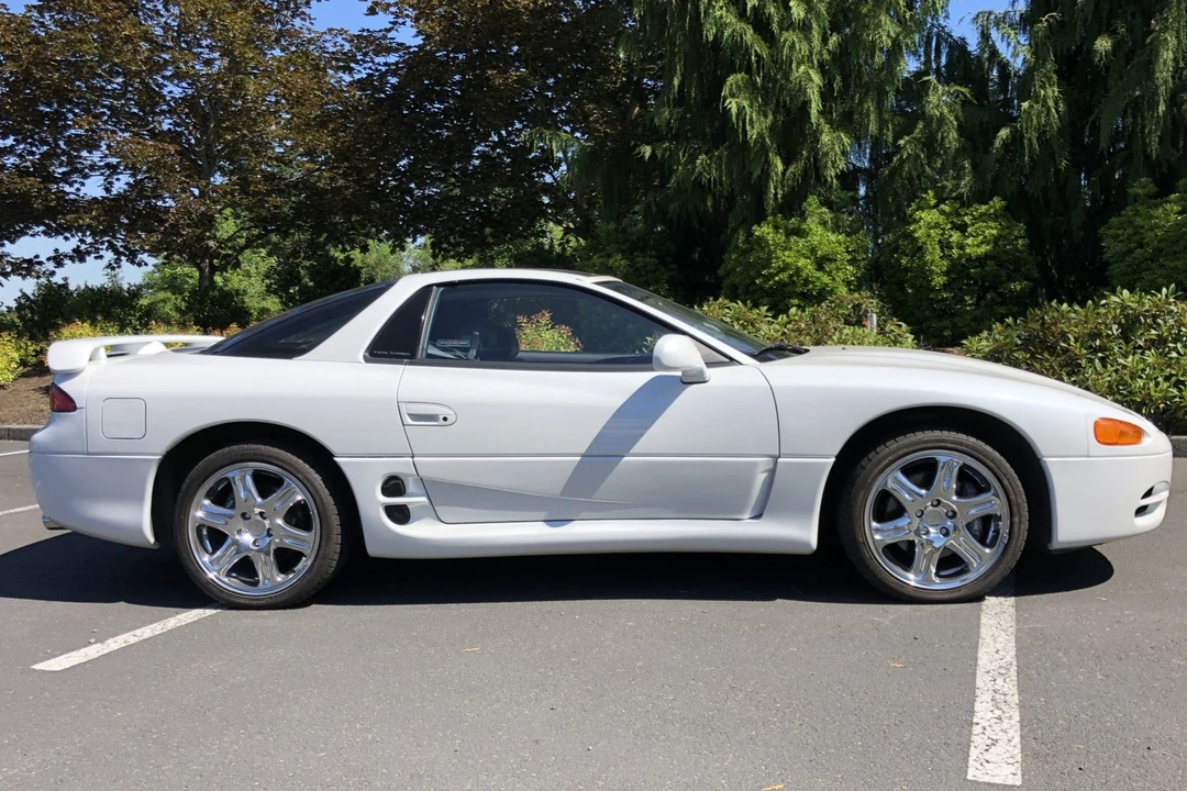 1995 Mitsubishi 3000GT Series 2 - Image 20 of 31