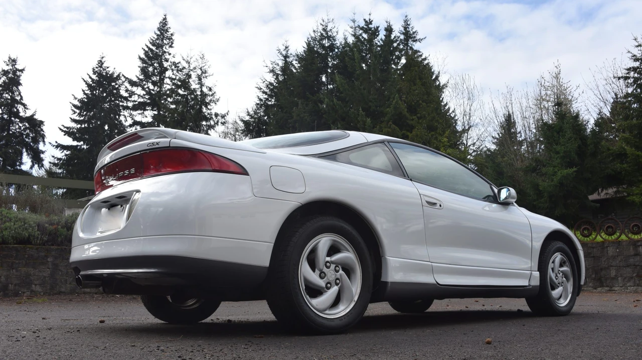 1995 Mitsubishi Eclipse 2nd Gen - Image 18 of 31