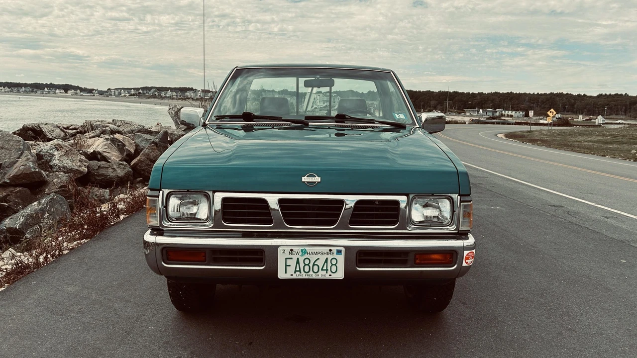 1995 Nissan - Image 3 of 31