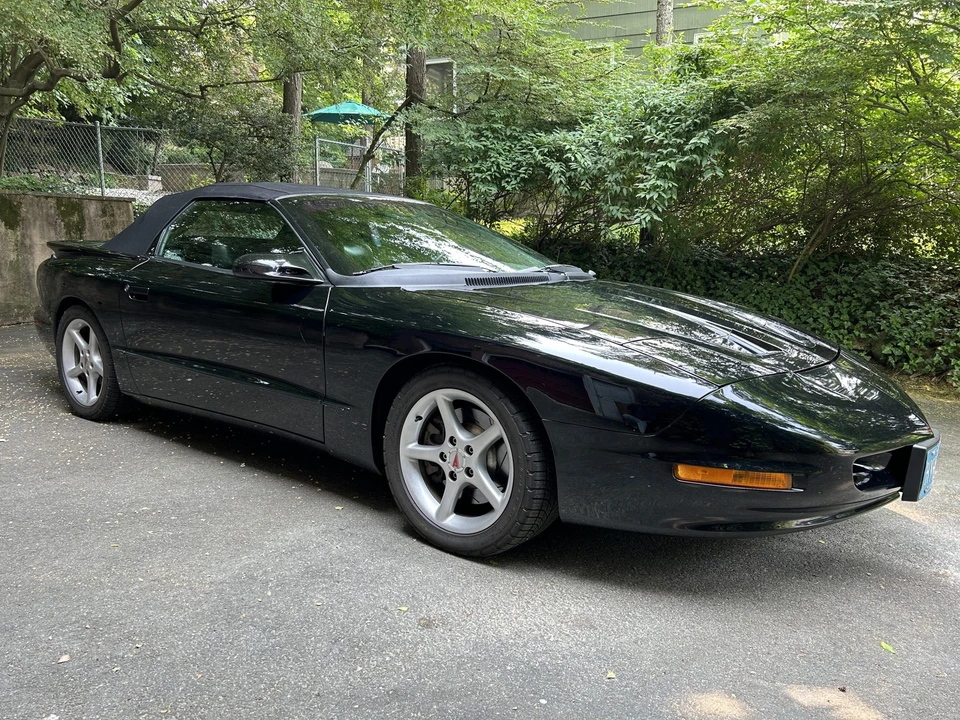 1995 Pontiac Firebird 4th Gen - Image 16 of 31