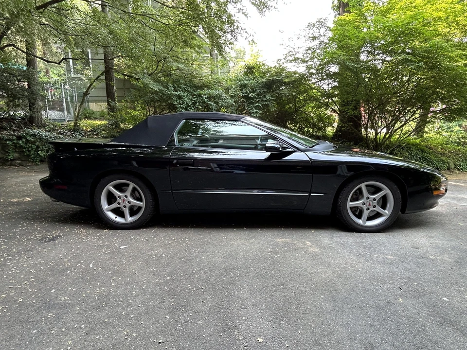 1995 Pontiac Firebird 4th Gen - Image 17 of 31