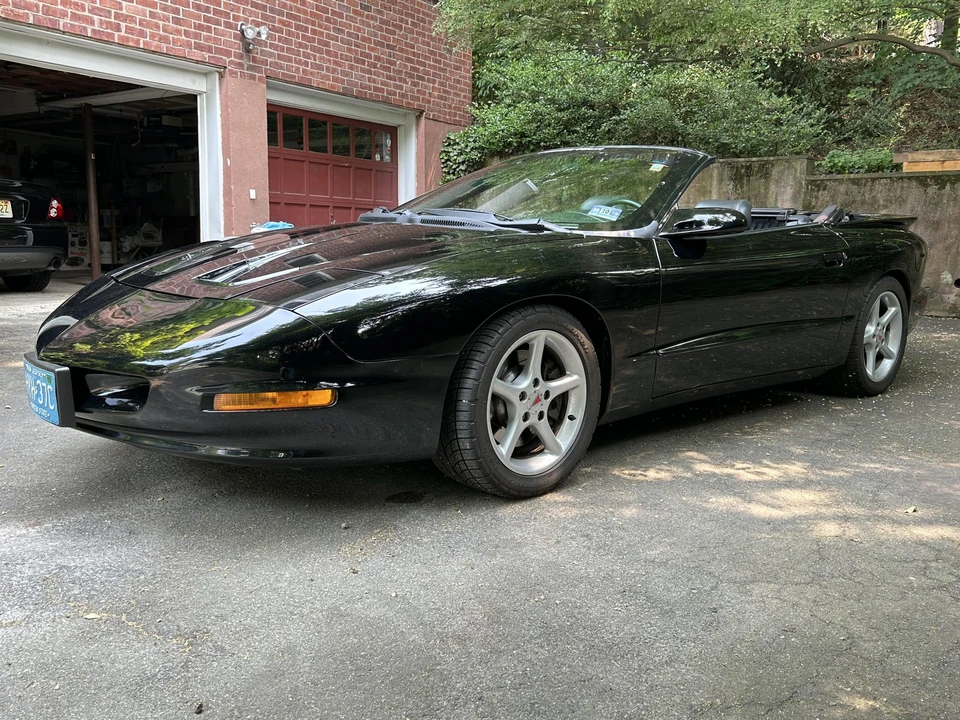 1995 Pontiac Firebird 4th Gen - Image 11 of 31