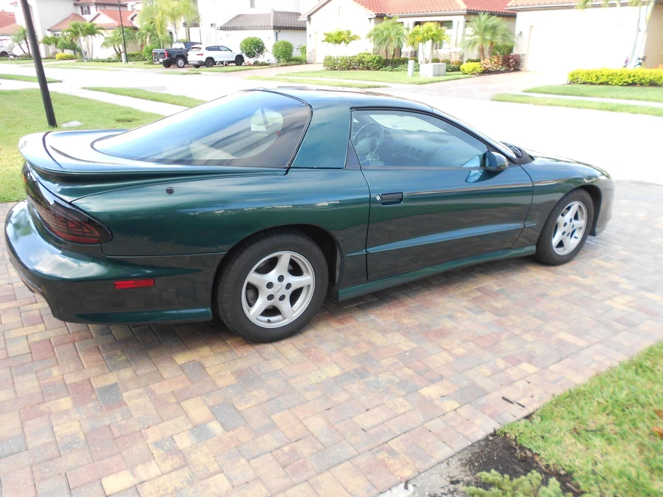 1995 Pontiac Firebird Trans Am 4th Gen - Image 23 of 31