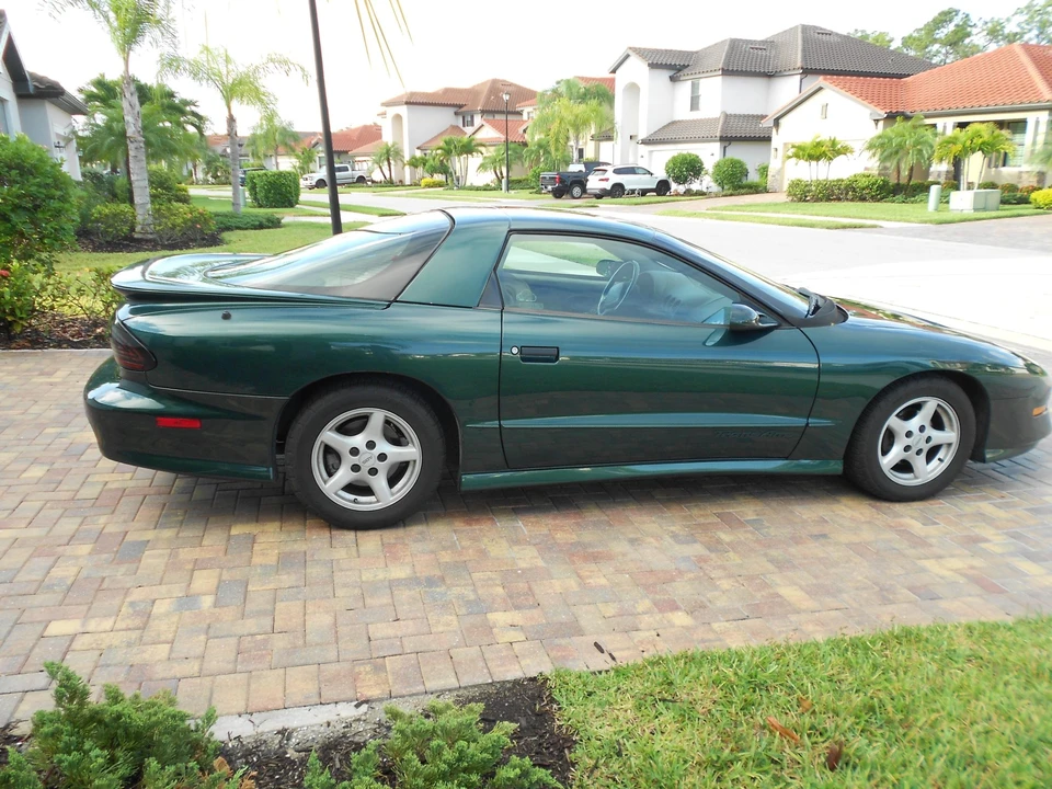 1995 Pontiac Firebird Trans Am 4th Gen - Image 21 of 31