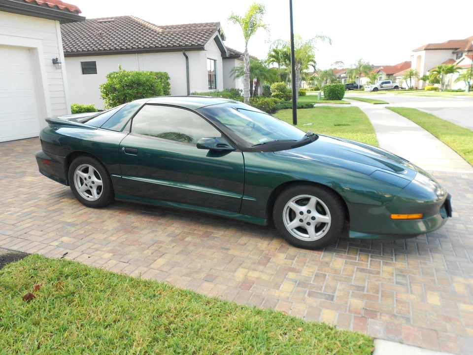 1995 Pontiac Firebird Trans Am 4th Gen - Image 15 of 31
