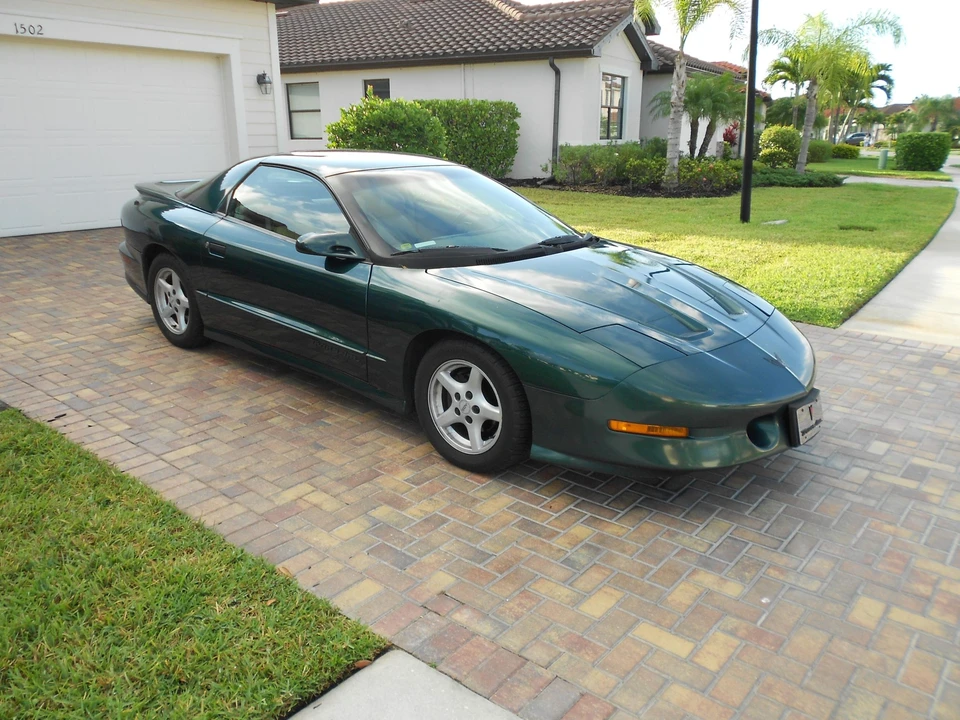 1995 Pontiac Firebird Trans Am 4th Gen - Image 13 of 31