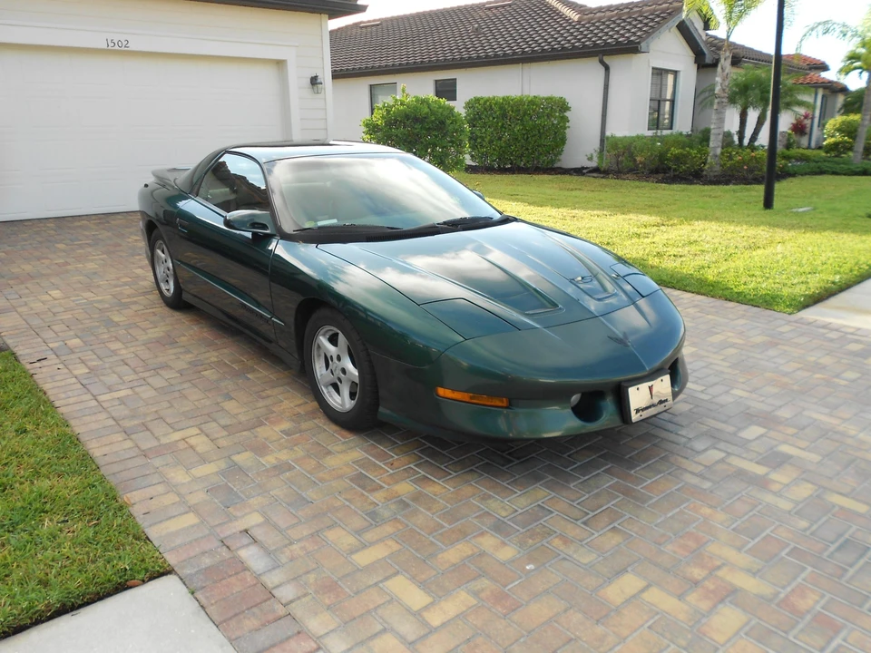 1995 Pontiac Firebird Trans Am 4th Gen - Image 11 of 31