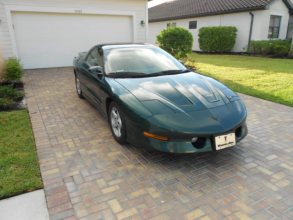 1995 Pontiac Firebird Trans Am 4th Gen - Image 10 of 31