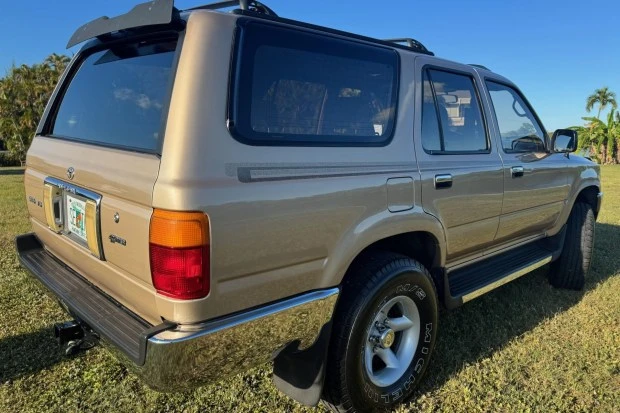 1995 Toyota 4Runner 2nd Gen - Image 2 of 7