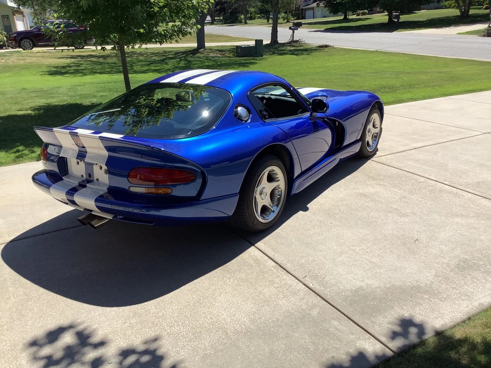 1996 Dodge Viper GTS 2nd Gen - Image 5 of 31