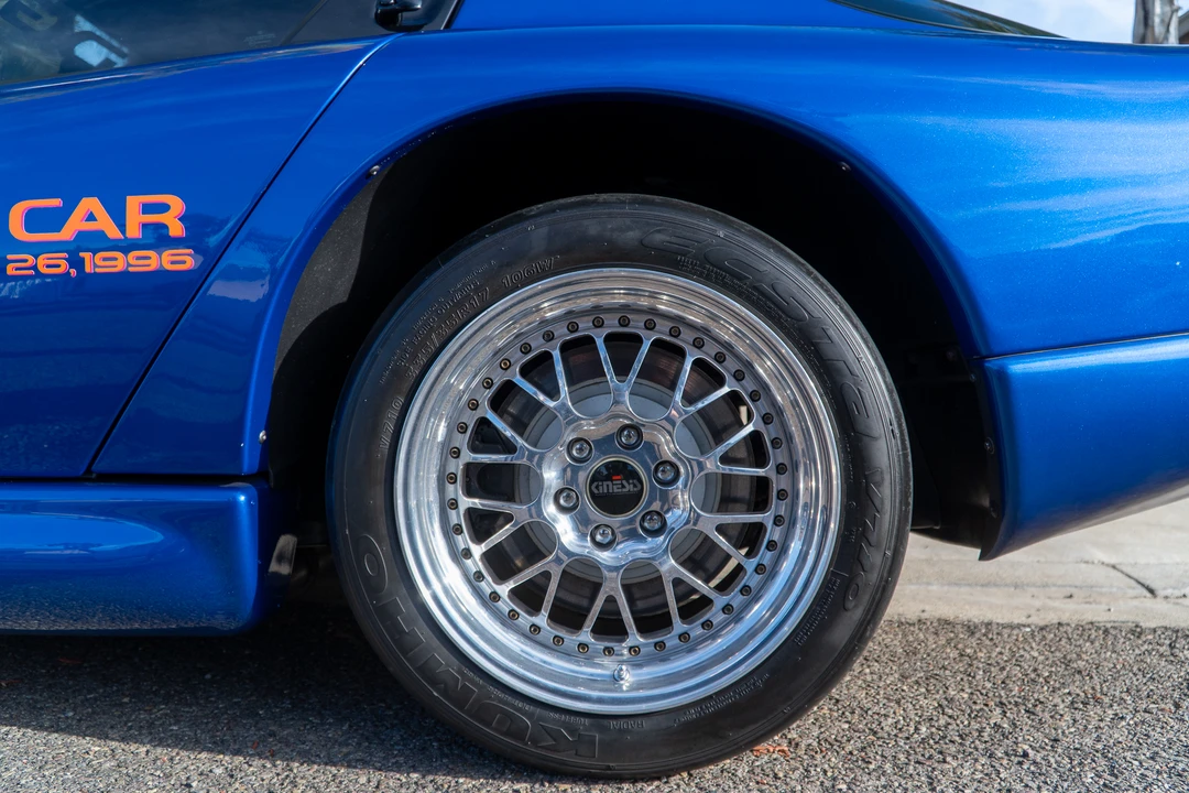 1996 Dodge Viper GTS 2nd Gen - Image 21 of 31