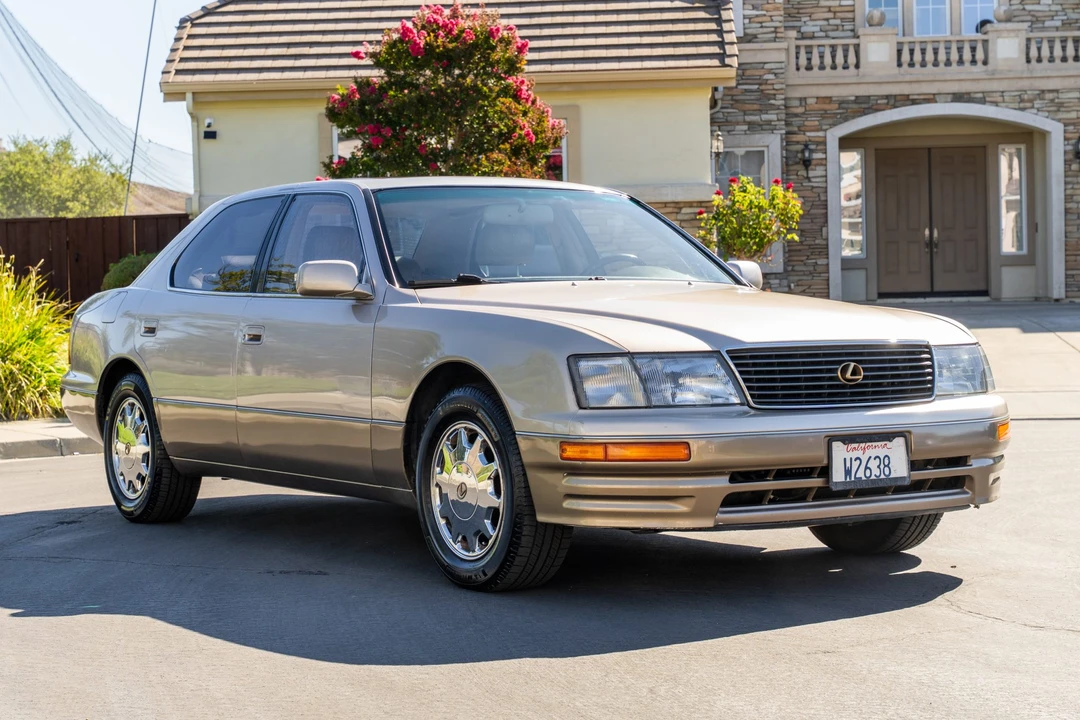 1996 Lexus LS 2nd Gen - Image 3 of 31