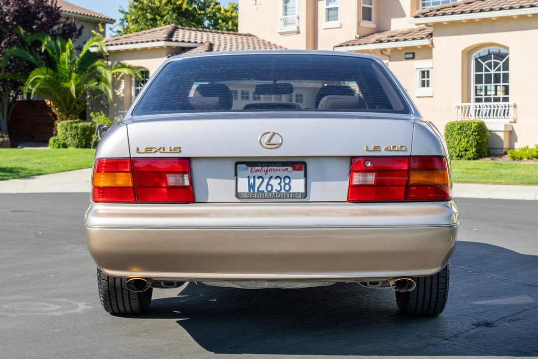 1996 Lexus LS 2nd Gen - Image 6 of 31