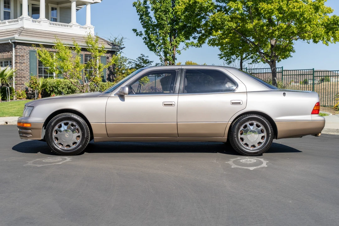 1996 Lexus LS 2nd Gen - Image 8 of 31