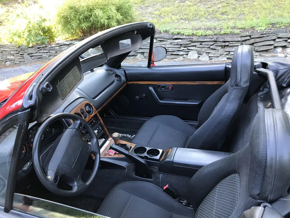 1996 Mazda NA MX-5 Miata - Image 30 of 31