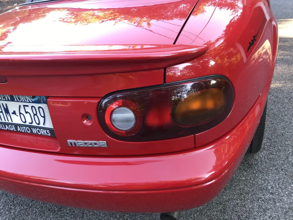 1996 Mazda NA MX-5 Miata - Image 21 of 31