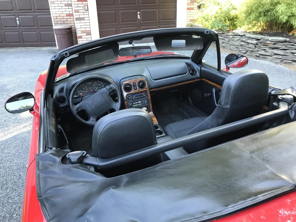 1996 Mazda NA MX-5 Miata - Image 29 of 31