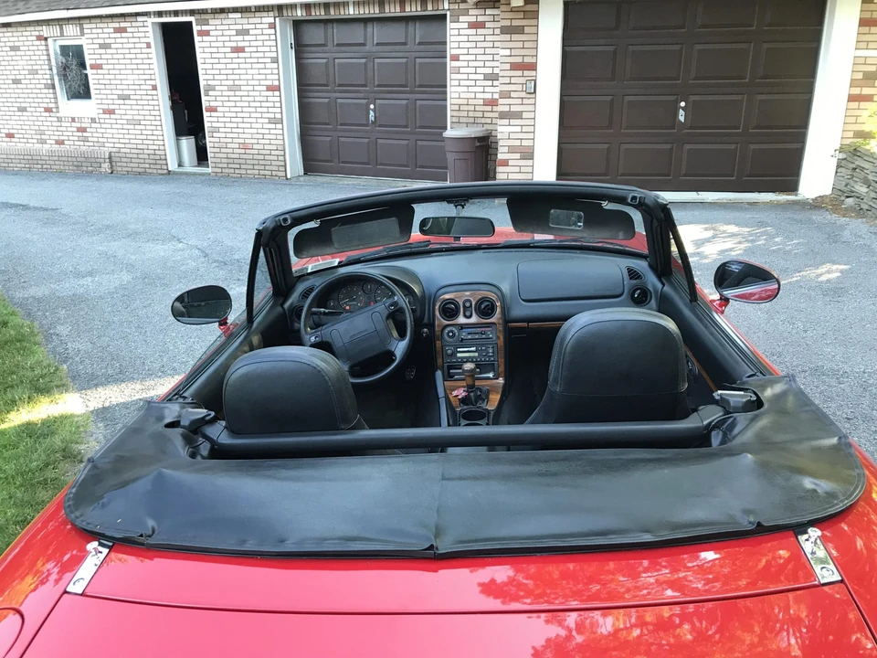 1996 Mazda NA MX-5 Miata - Image 28 of 31
