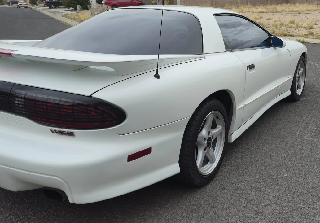 1996 Pontiac Firebird Trans Am 4th Gen - Image 8 of 31