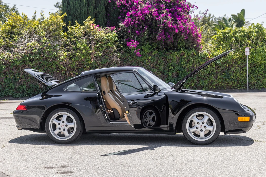 1996 Porsche 993 Carrera - Image 12 of 31