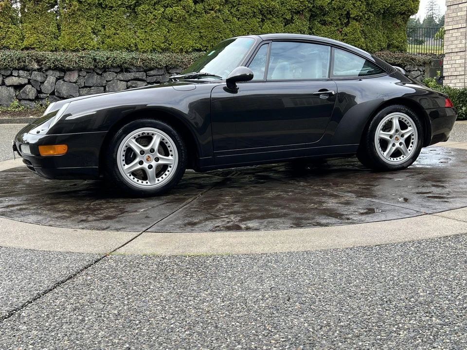 1996 Porsche 993 Carrera - Image 8 of 31