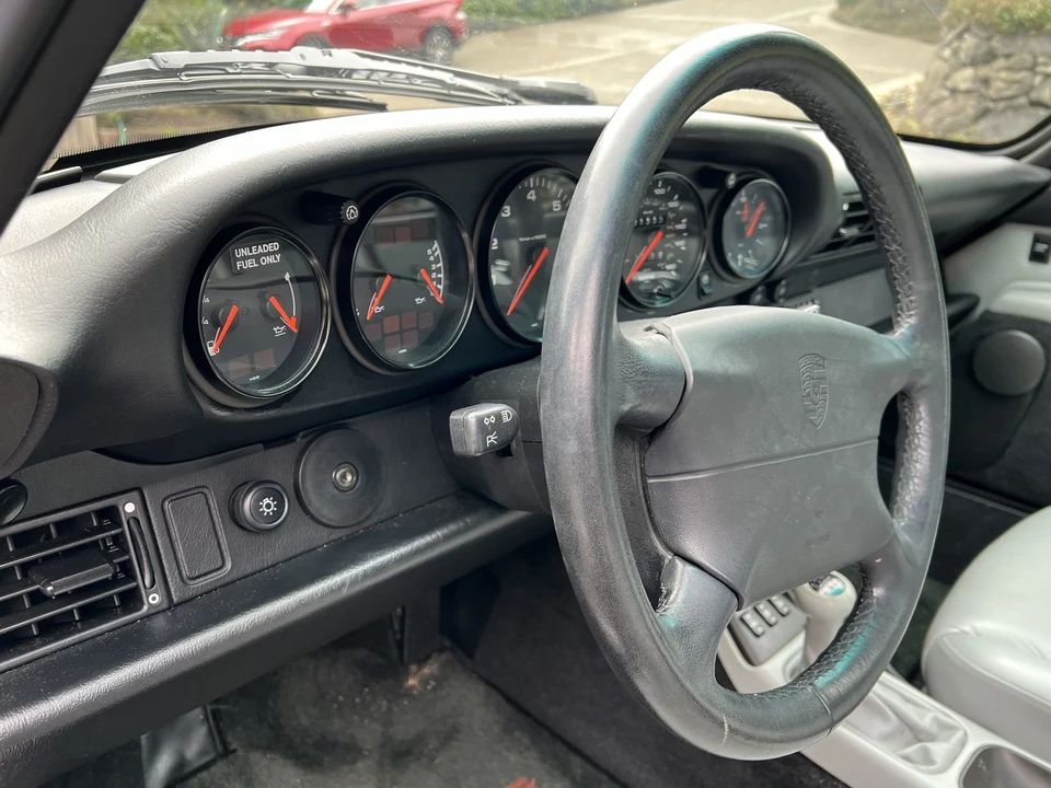 1996 Porsche 993 Carrera - Image 28 of 31