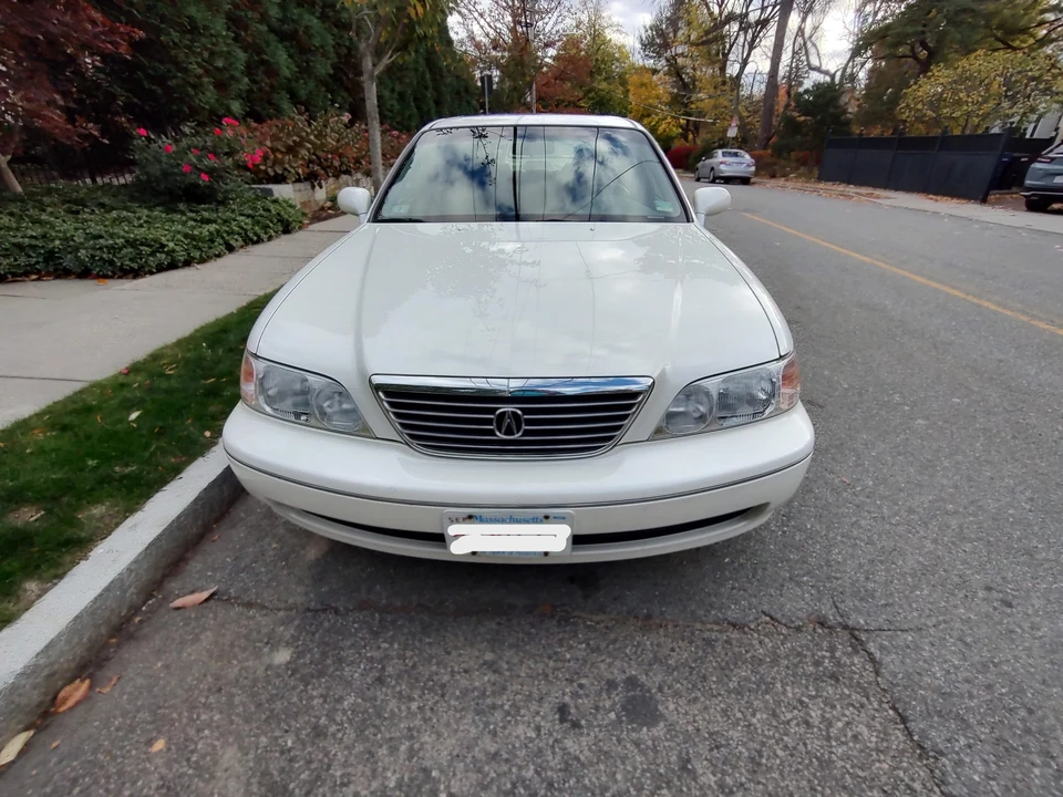 1997 Acura RL 1st Gen - Image 5 of 31
