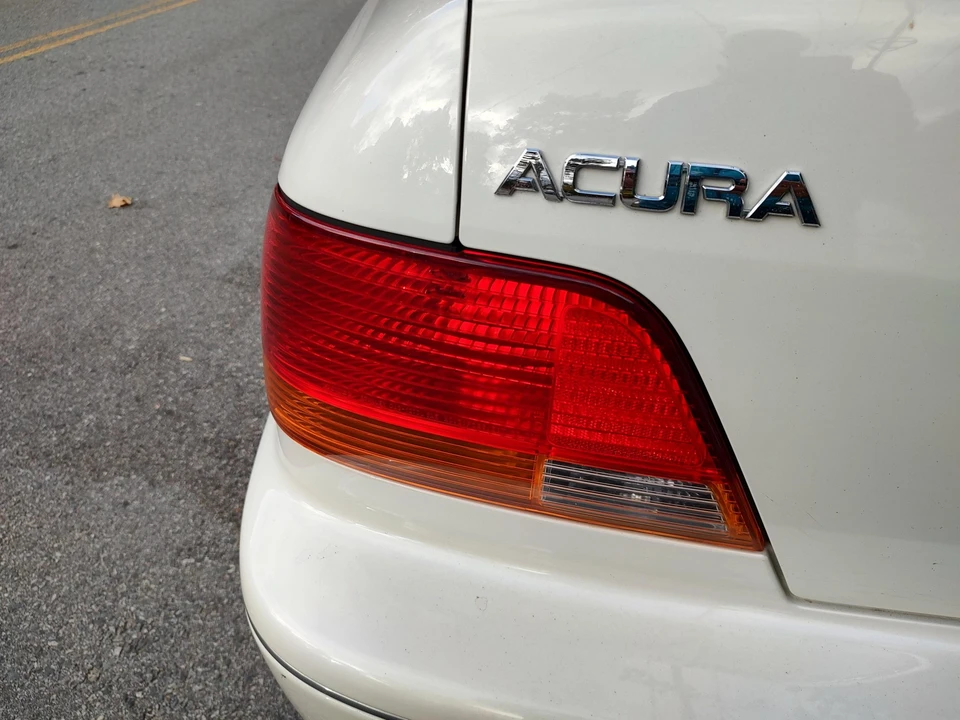 1997 Acura RL 1st Gen - Image 31 of 31