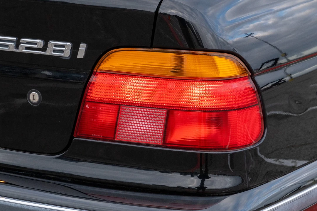 1997 BMW E39 5 Series - Image 22 of 31