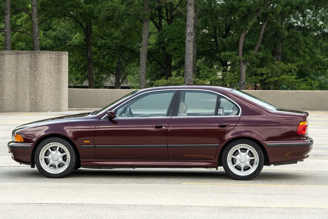 1997 BMW E39 540i - Image 3 of 31