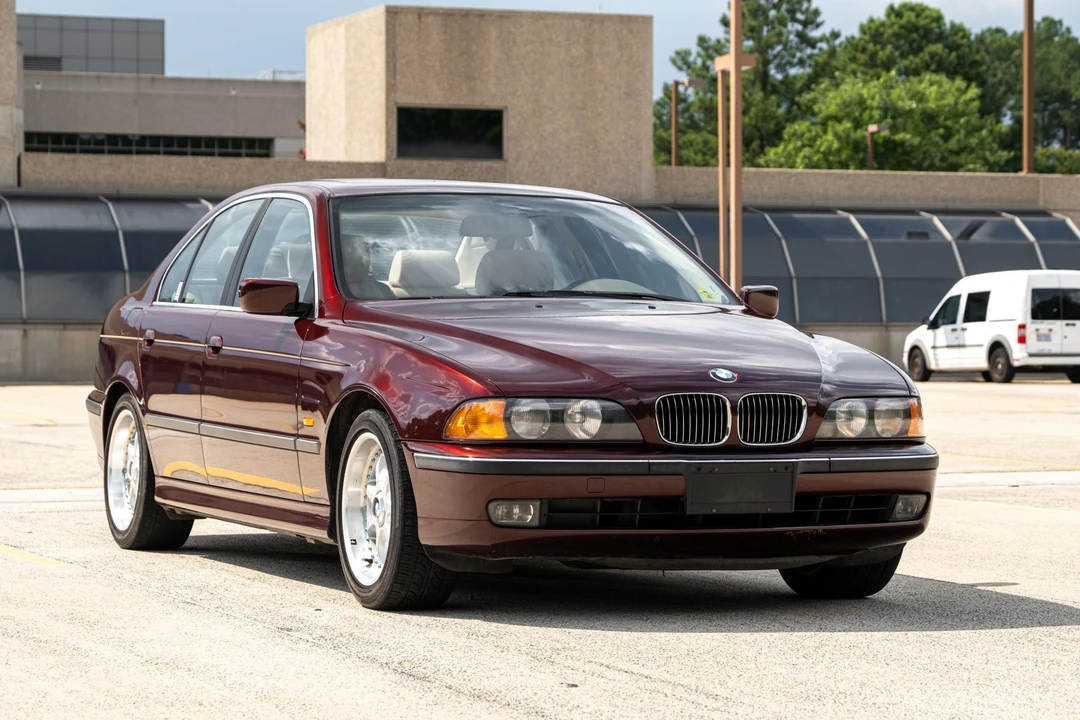 1997 BMW E39 540i - Image 10 of 31