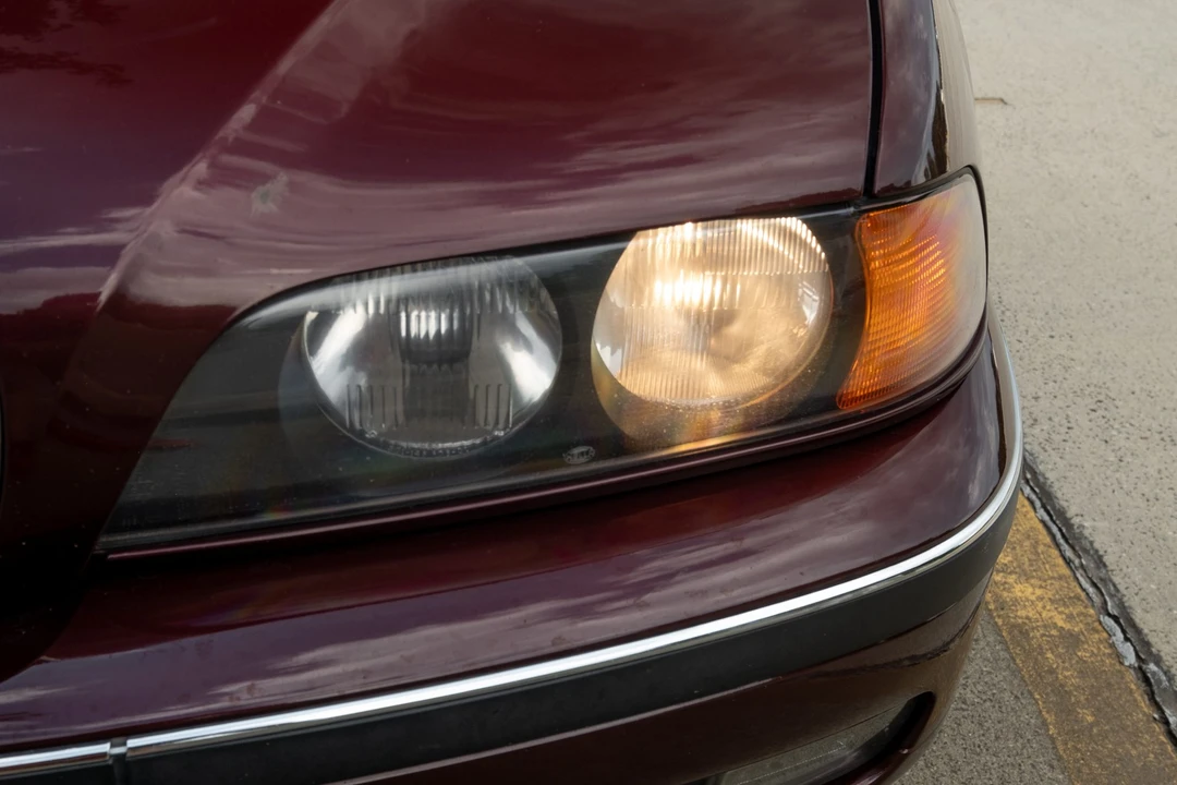 1997 BMW E39 540i - Image 19 of 31