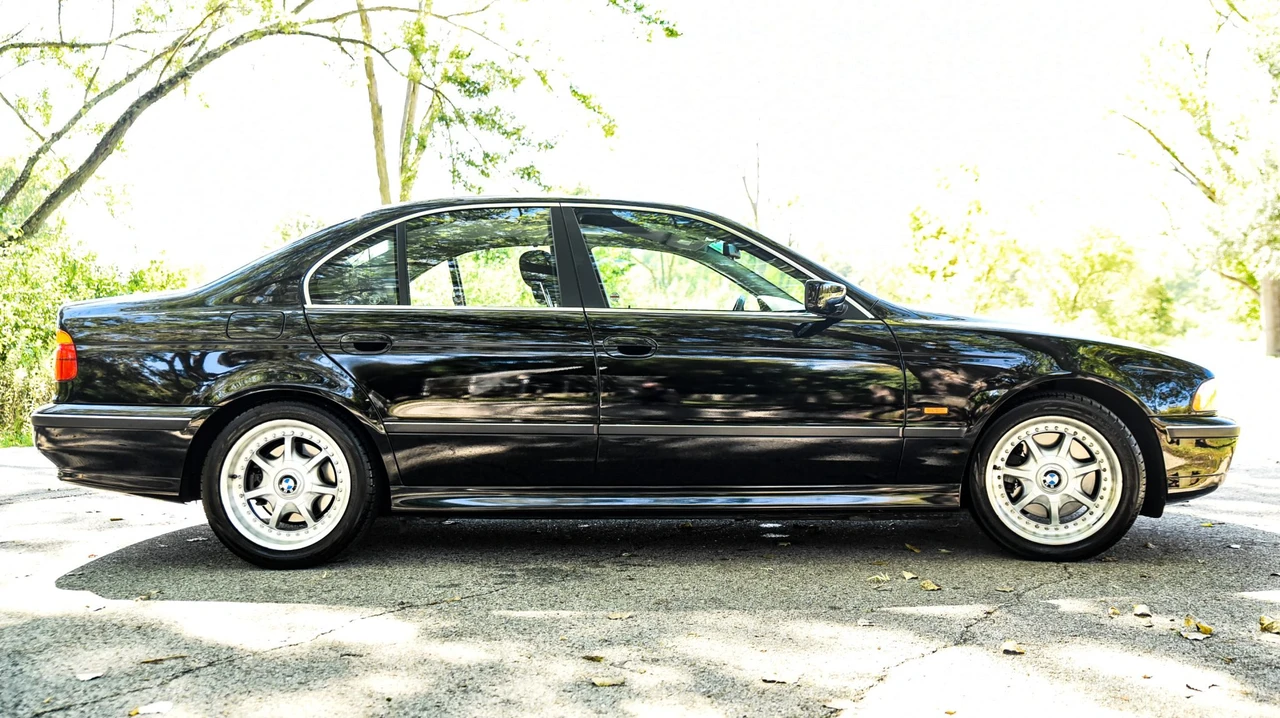 1997 BMW E39 540i - Image 15 of 31