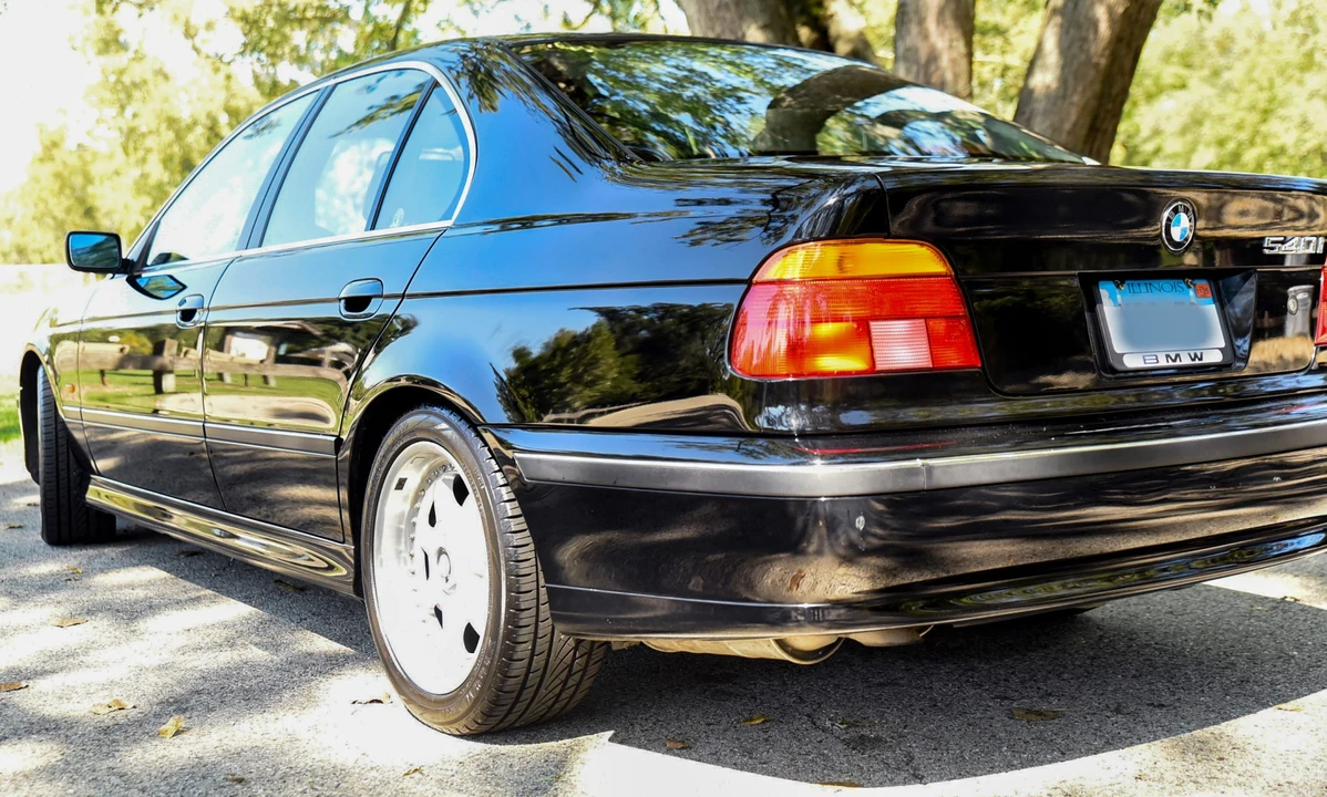 1997 BMW E39 540i - Image 19 of 31