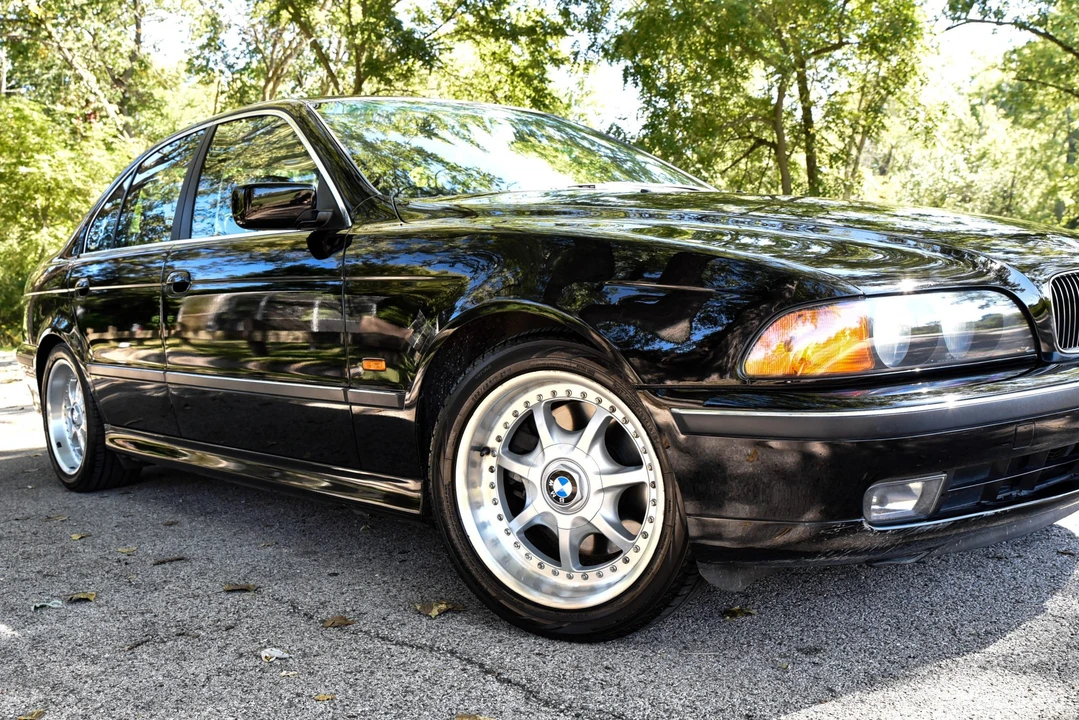 1997 BMW E39 540i - Image 17 of 31