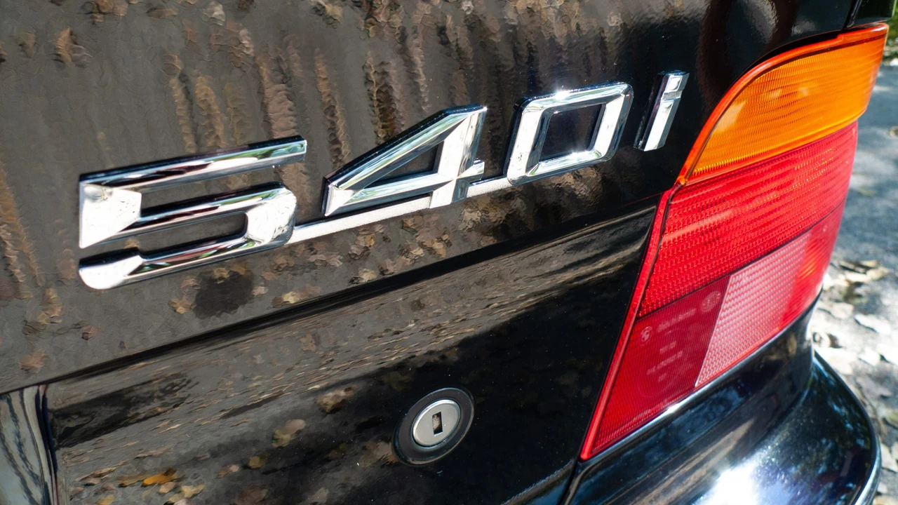 1997 BMW E39 540i - Image 26 of 31