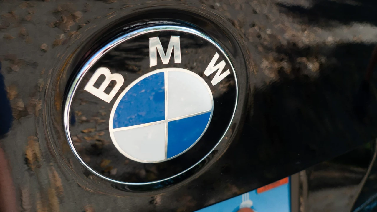 1997 BMW E39 540i - Image 25 of 31