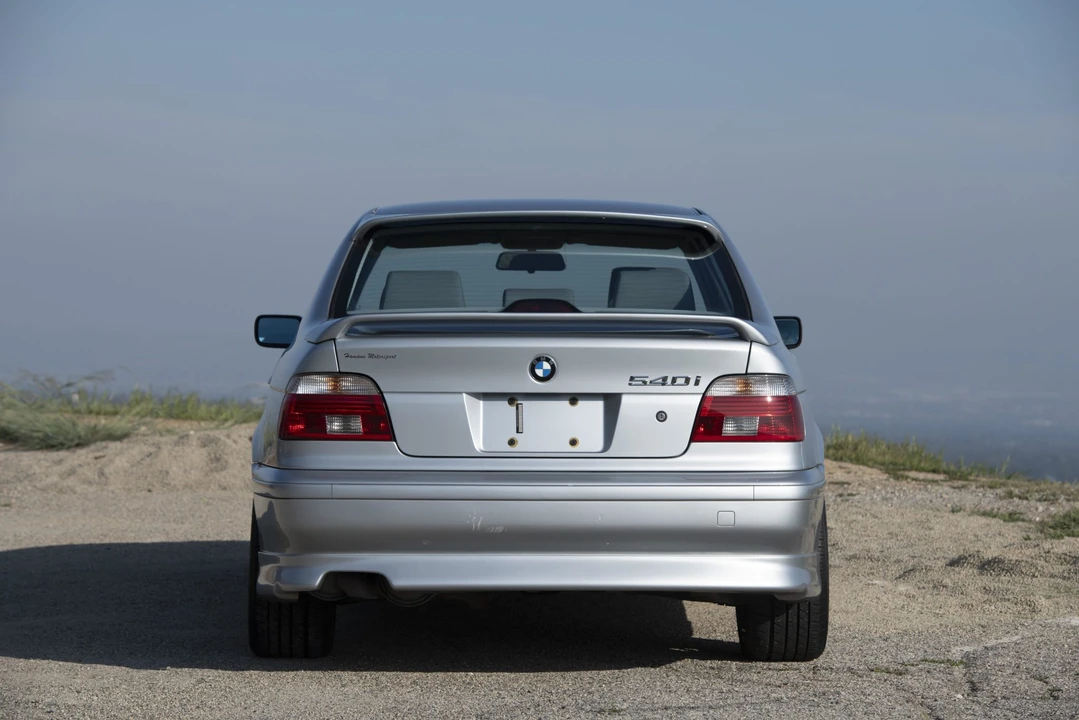1997 BMW E39 540i - Image 8 of 31