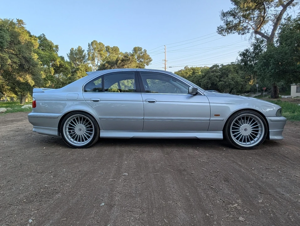 1997 BMW E39 540i - Image 11 of 31