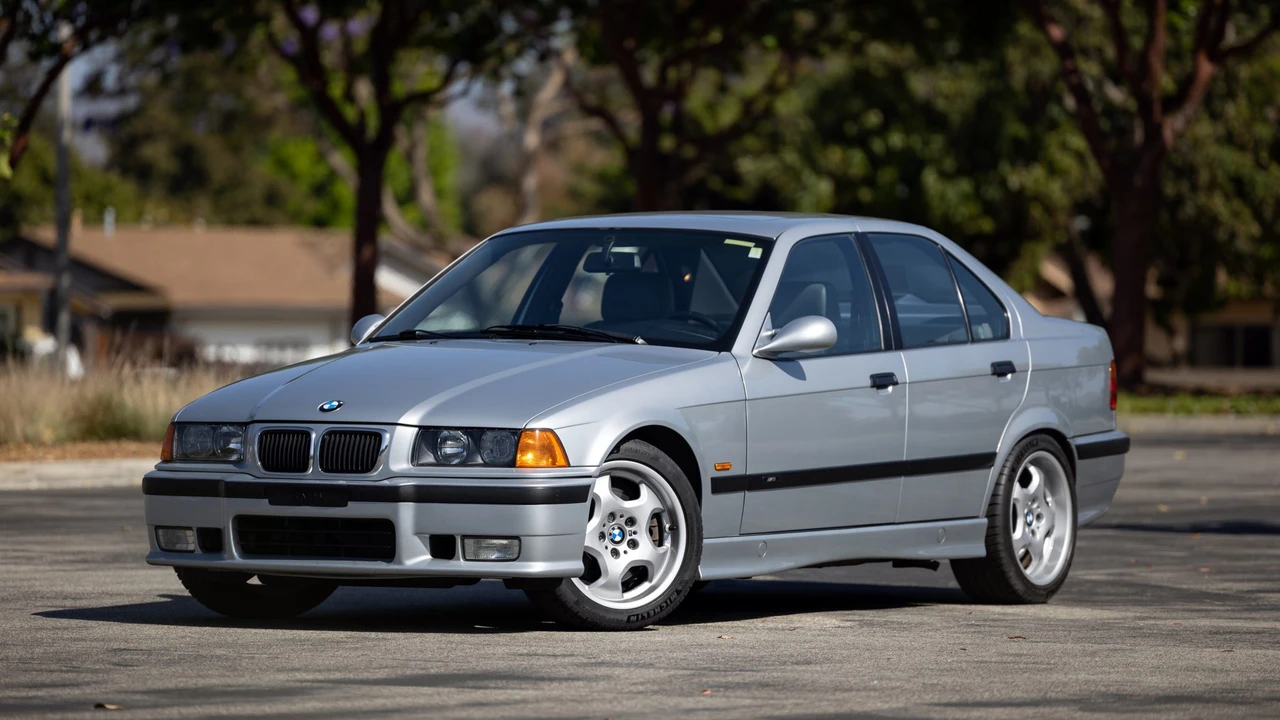1997 BMW E36 M3 - Image 2 of 31