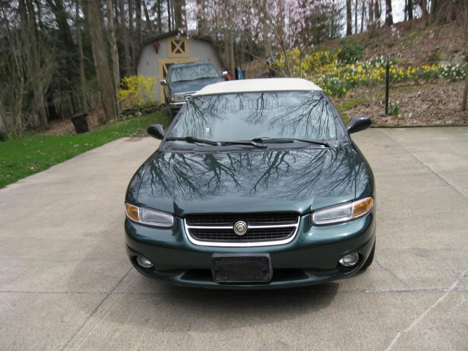1997 Chrysler Sebring - Image 4 of 31