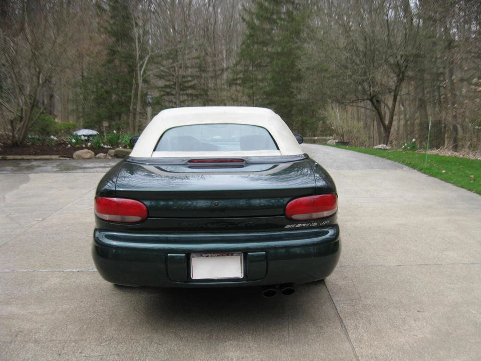 1997 Chrysler Sebring - Image 8 of 31