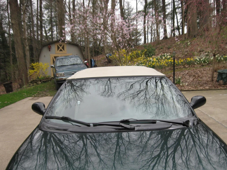 1997 Chrysler Sebring - Image 16 of 31