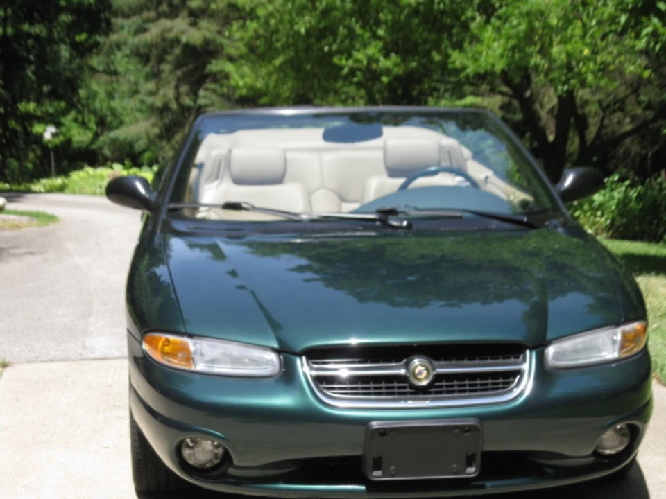 1997 Chrysler Sebring - Image 3 of 31