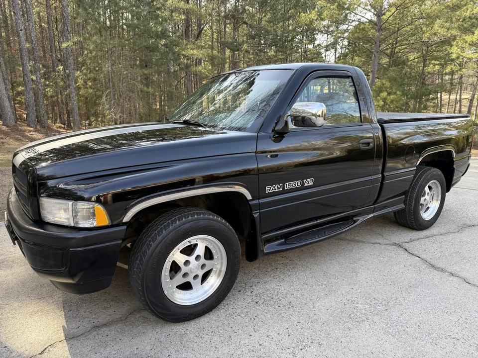 1997 Dodge Ram 2nd Gen - Image 2 of 31